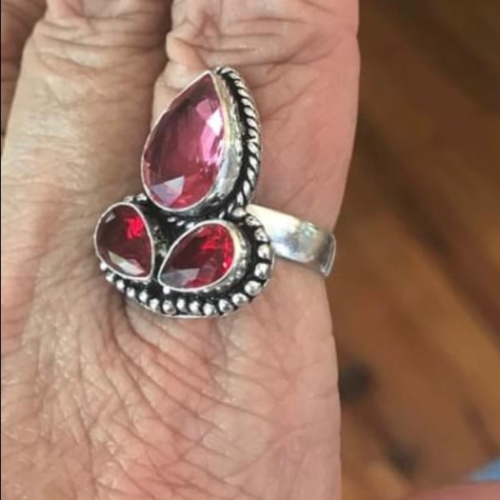 EUC Sterling Silver Garnet and Pink Quartz Ring sz 8 - Picture 4 of 5